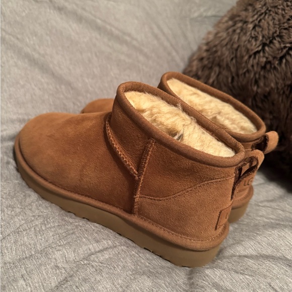 UGG Chestnut Ultra Mini - Picture 4 of 8